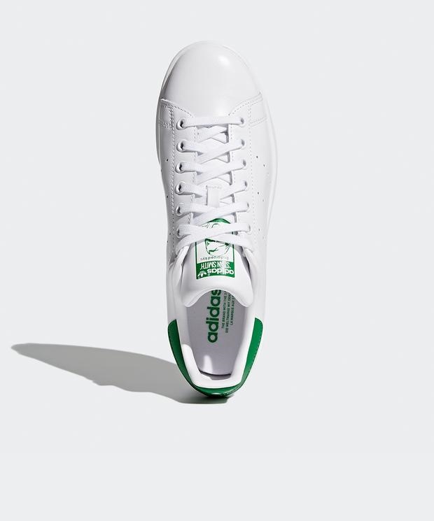 stan smith sneaks up