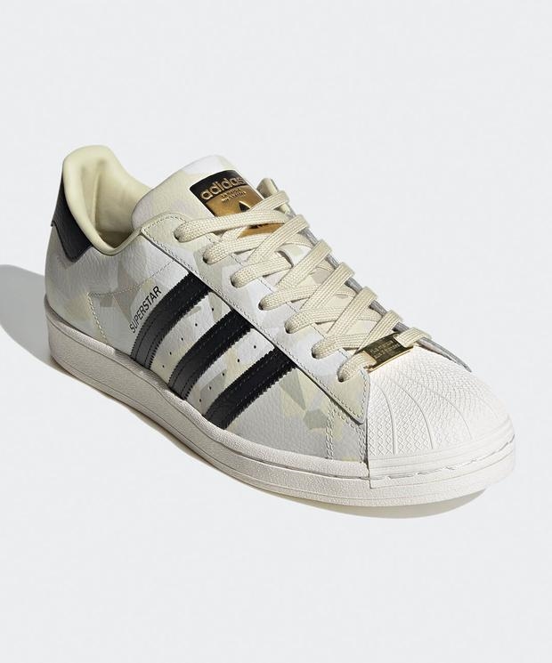 sneaks up adidas superstar