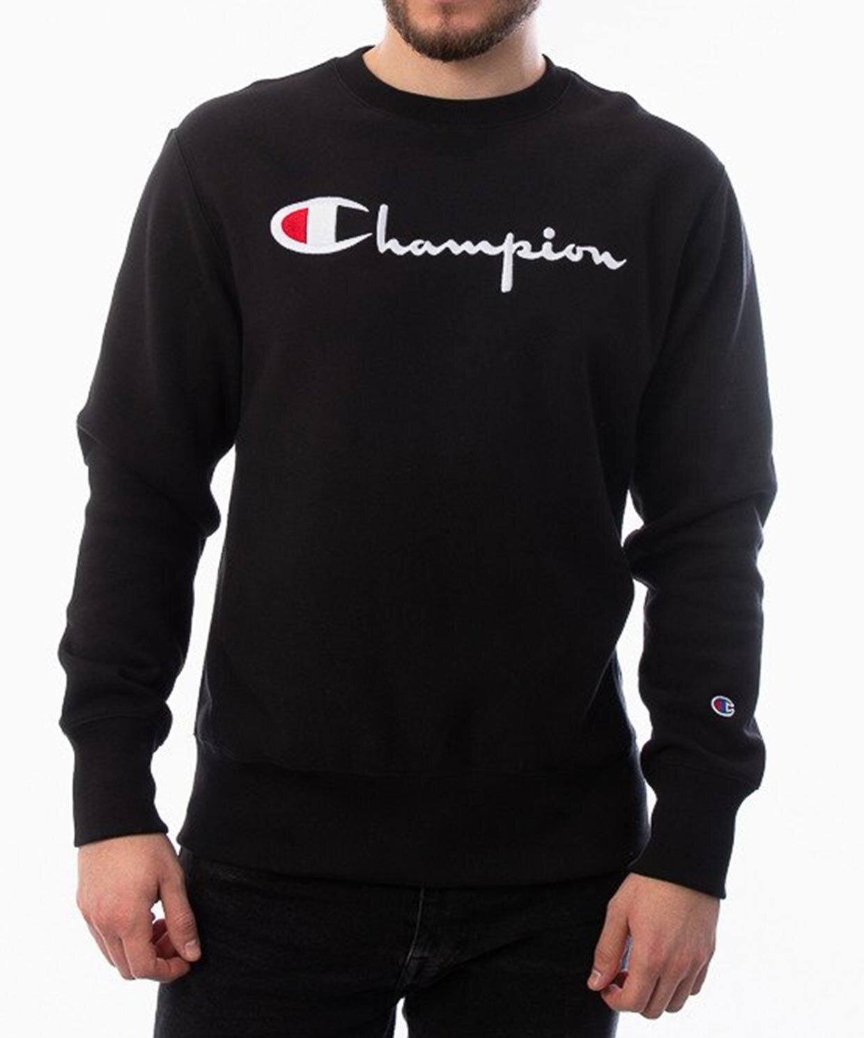 champion sweatshirt sneaks up