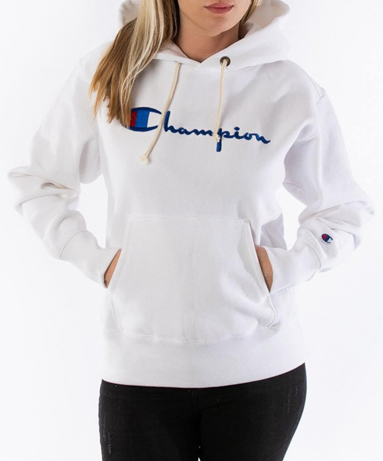 champion sweatshirt sneaks up