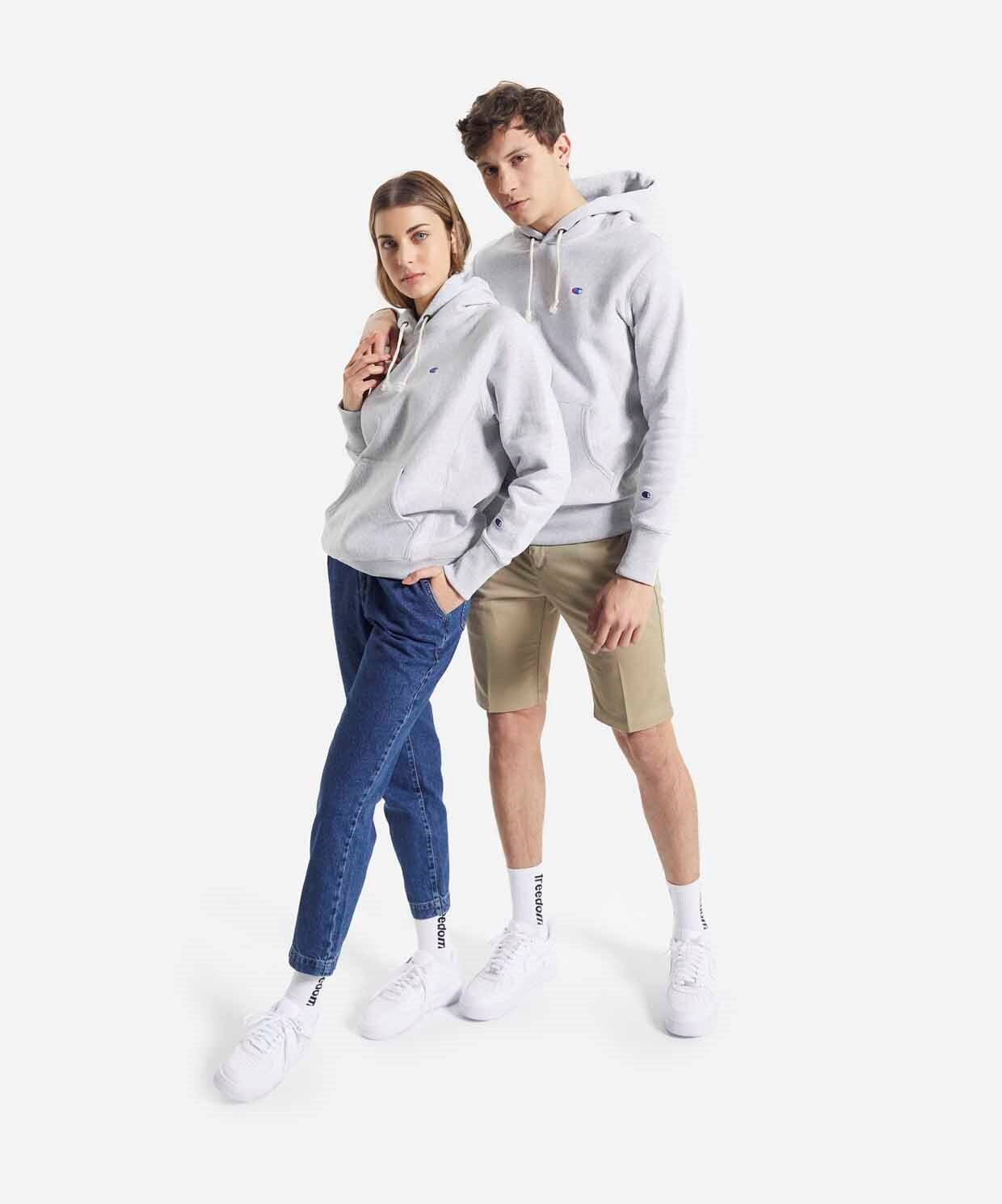 champion sweatshirt sneaks up