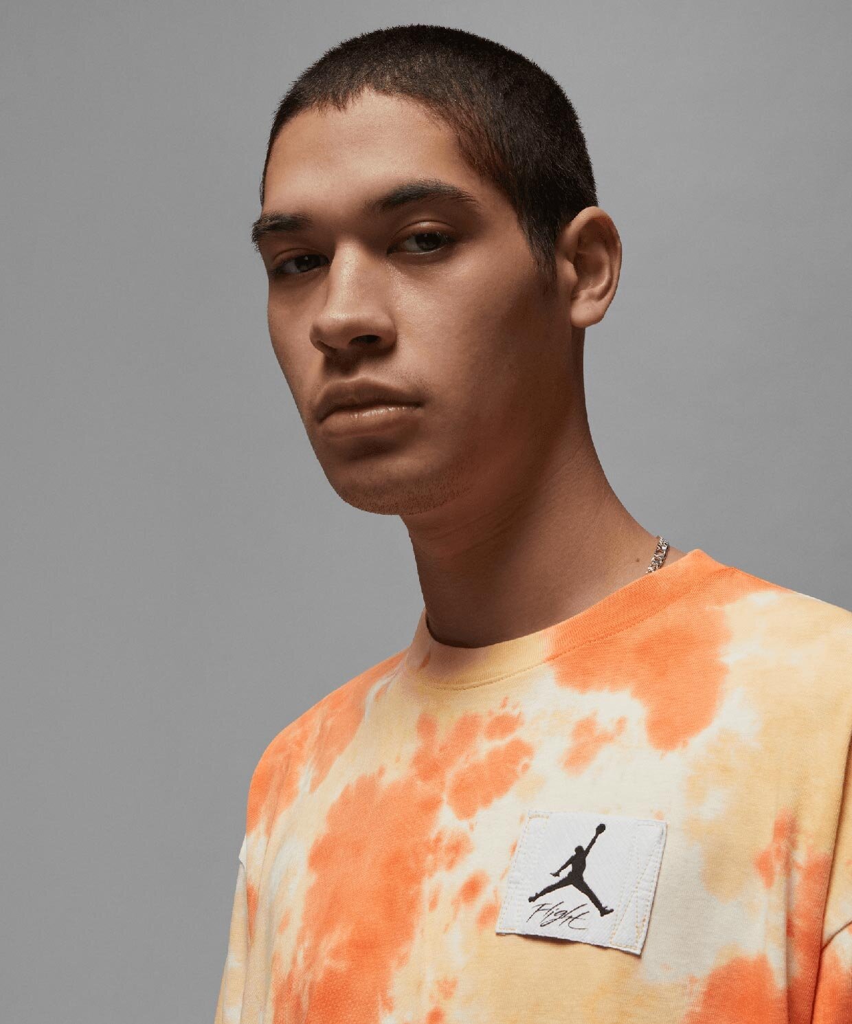 Jordan M J Ess Stmt Ovsz Gfx Ss Crew ERKEK DX9583112 Sneaks Up