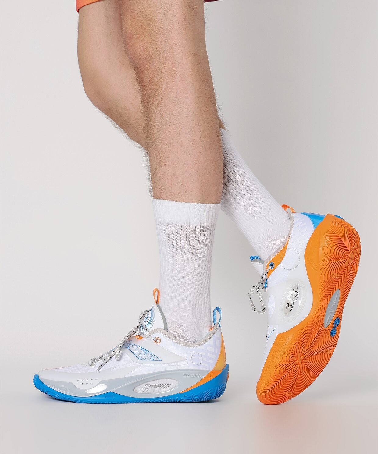 Li-Ning Wade 808