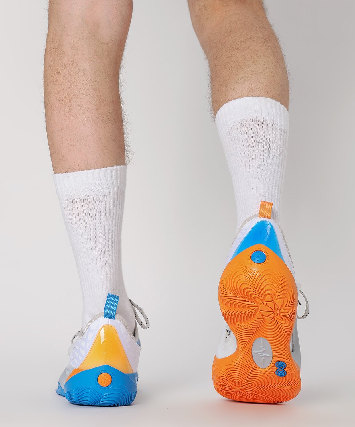 Li-Ning Wade 808