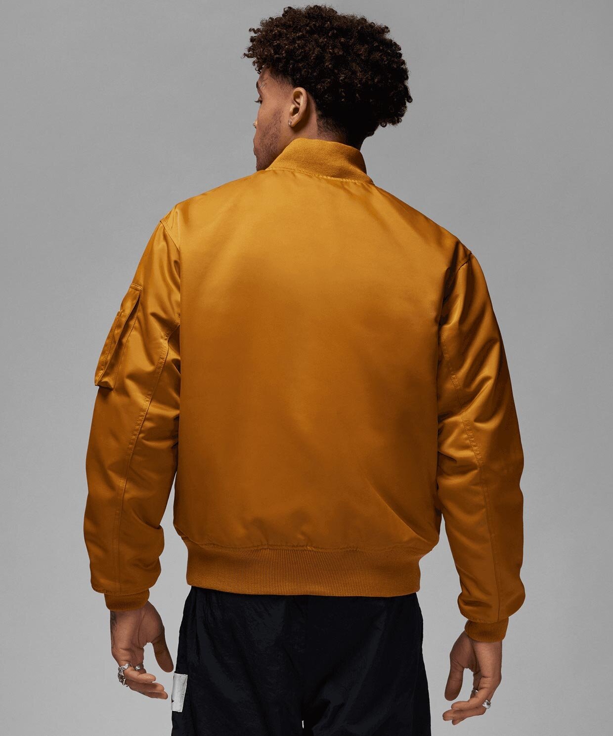 Jordan M J Ess Stmt Varsıty Ow Jacket