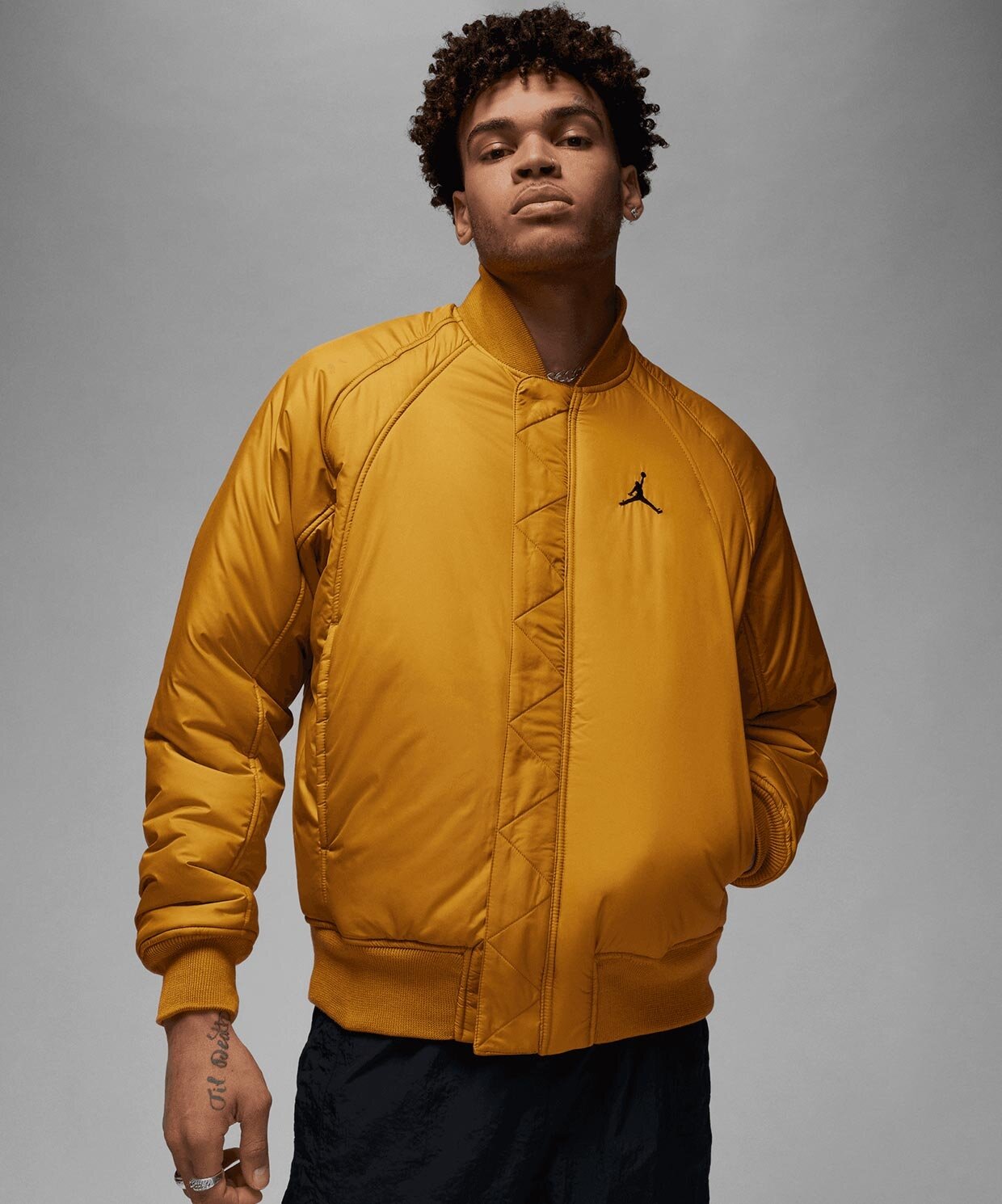 Jordan M J Ess Stmt Varsıty Ow Jacket