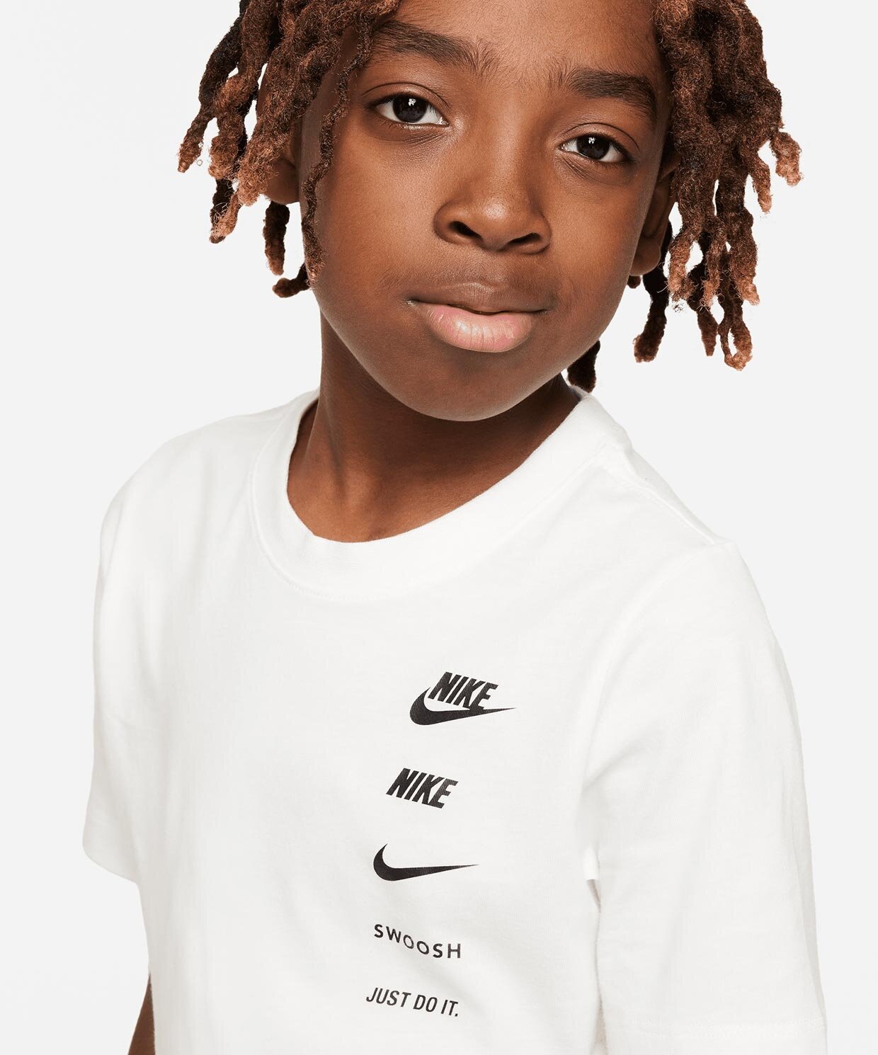 White nike hot sale tee shirt