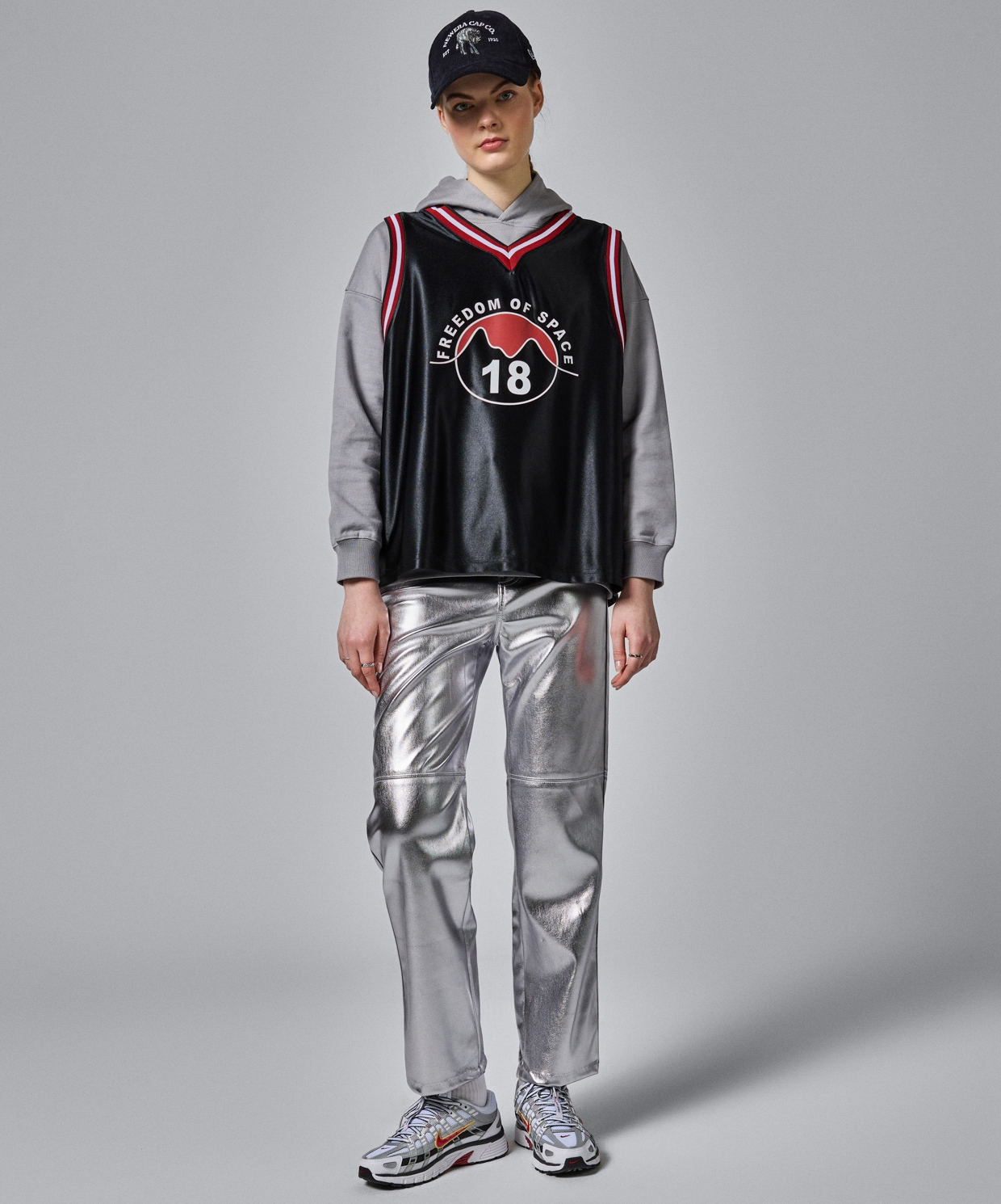 Freedom Of Space 18 Jersey Hooded Sweatshirt Grey-Black