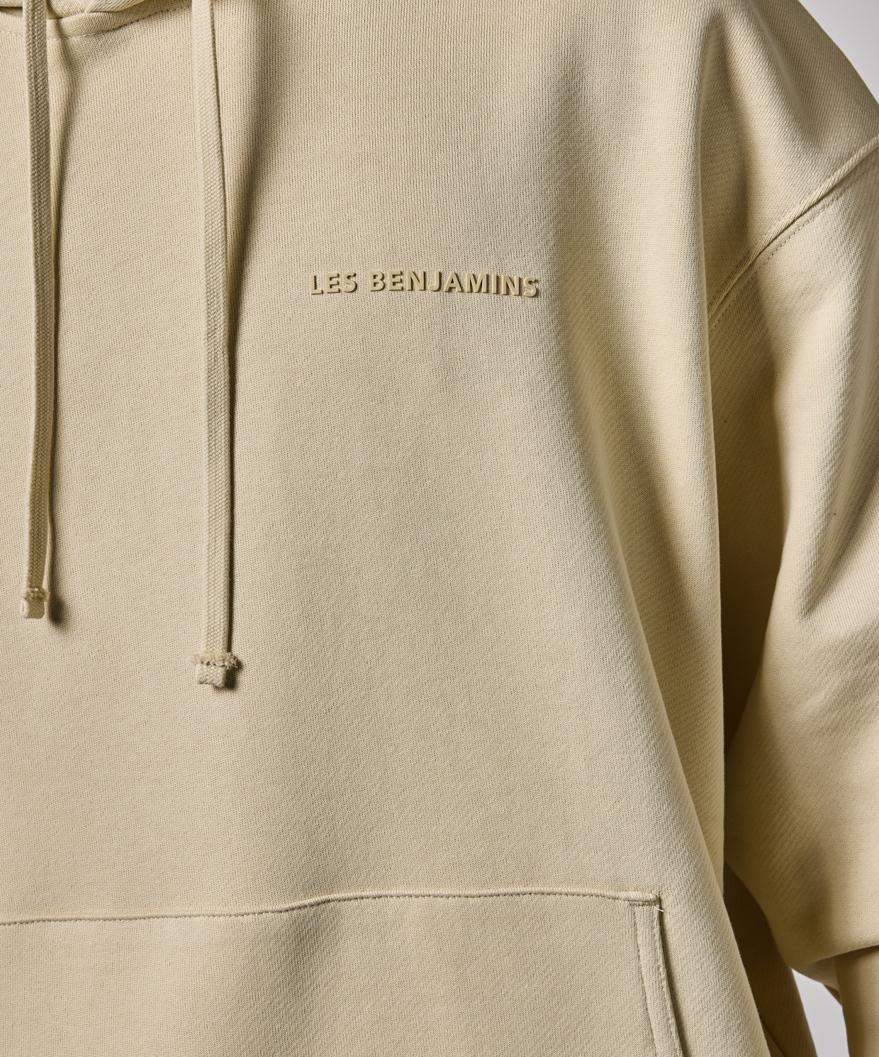 Les Benjamins Hoodie 405