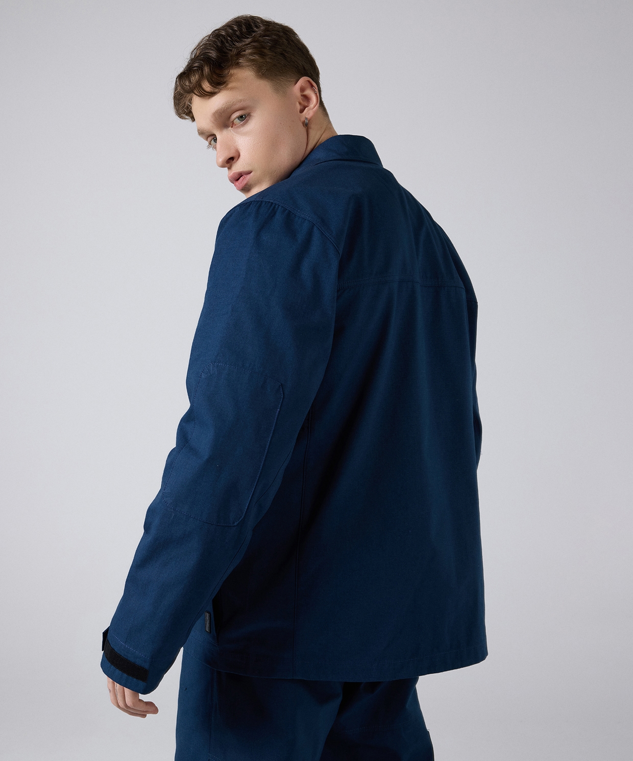 Between Sides Overshirt