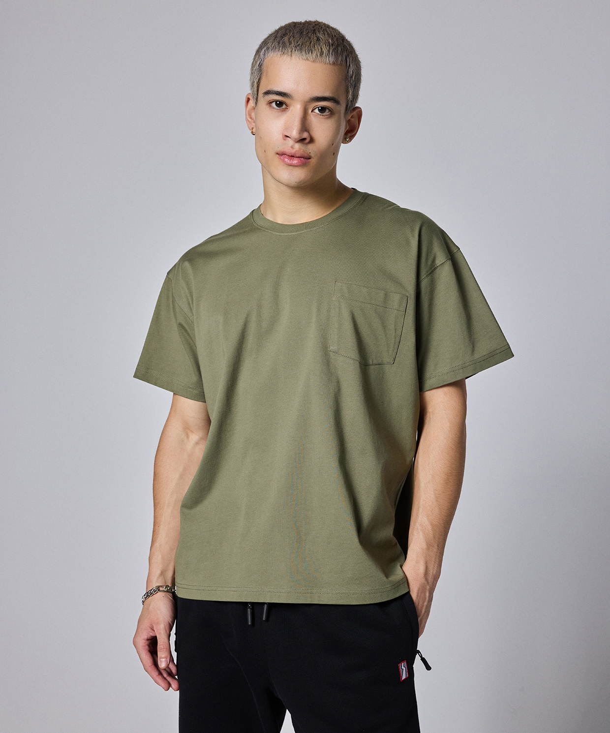 Between Sides Pocket Tee