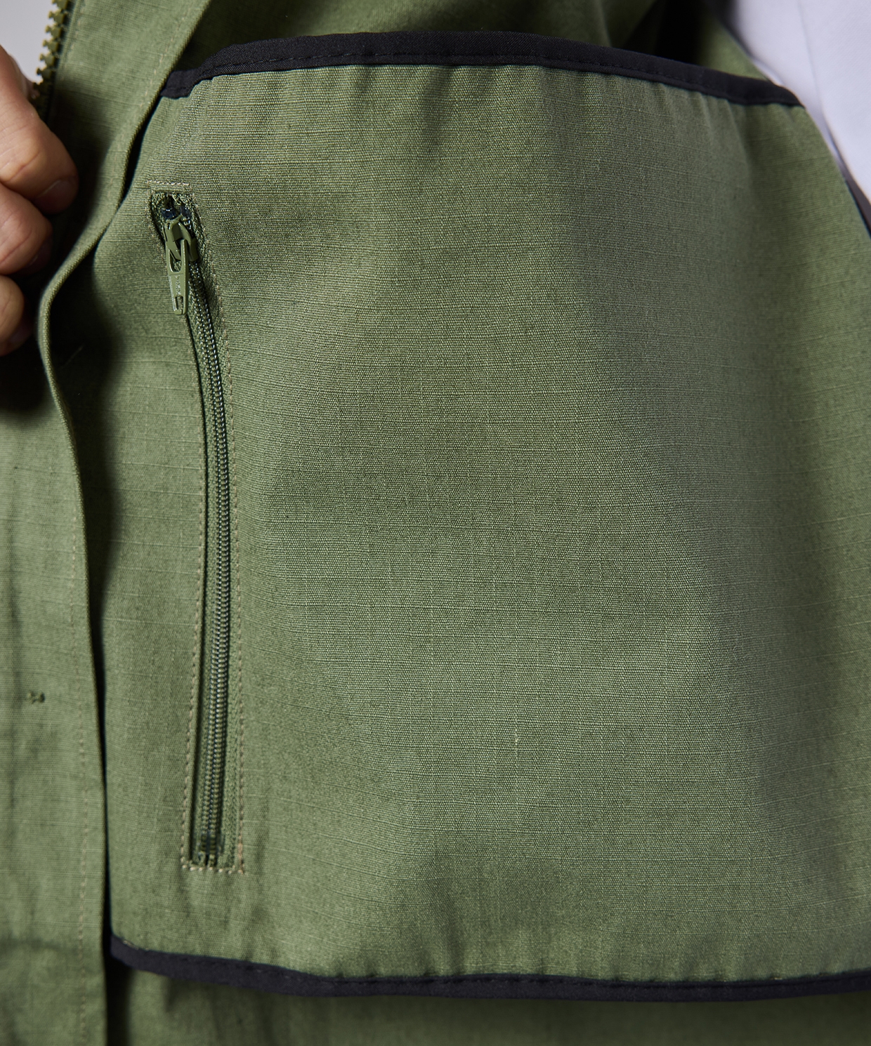 Between Sides Overshirt