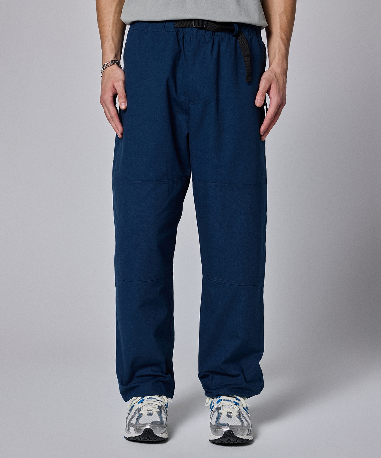 Between Sides Double Knee Pant