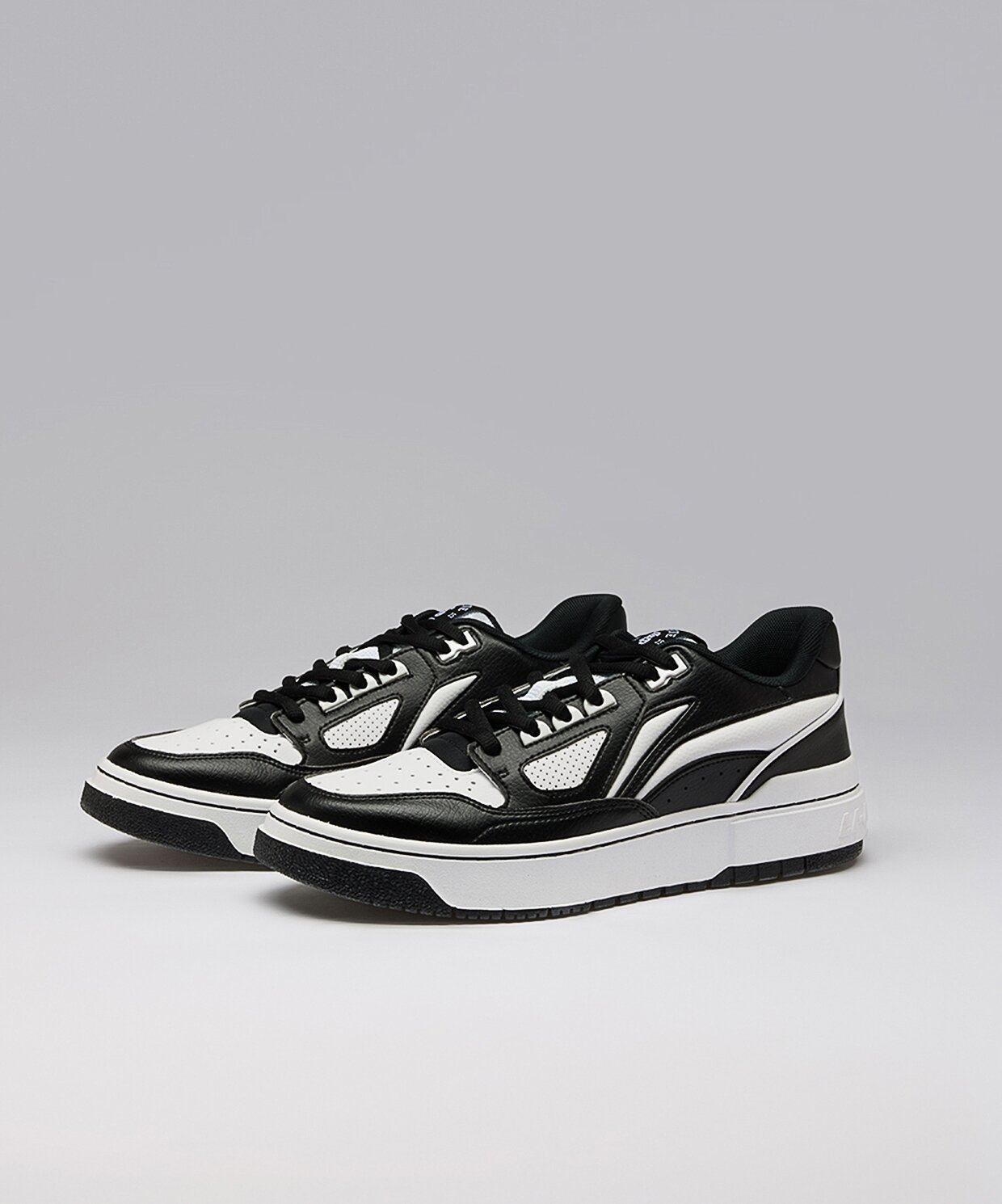 resm Li- Ning Badfive Rokkie II