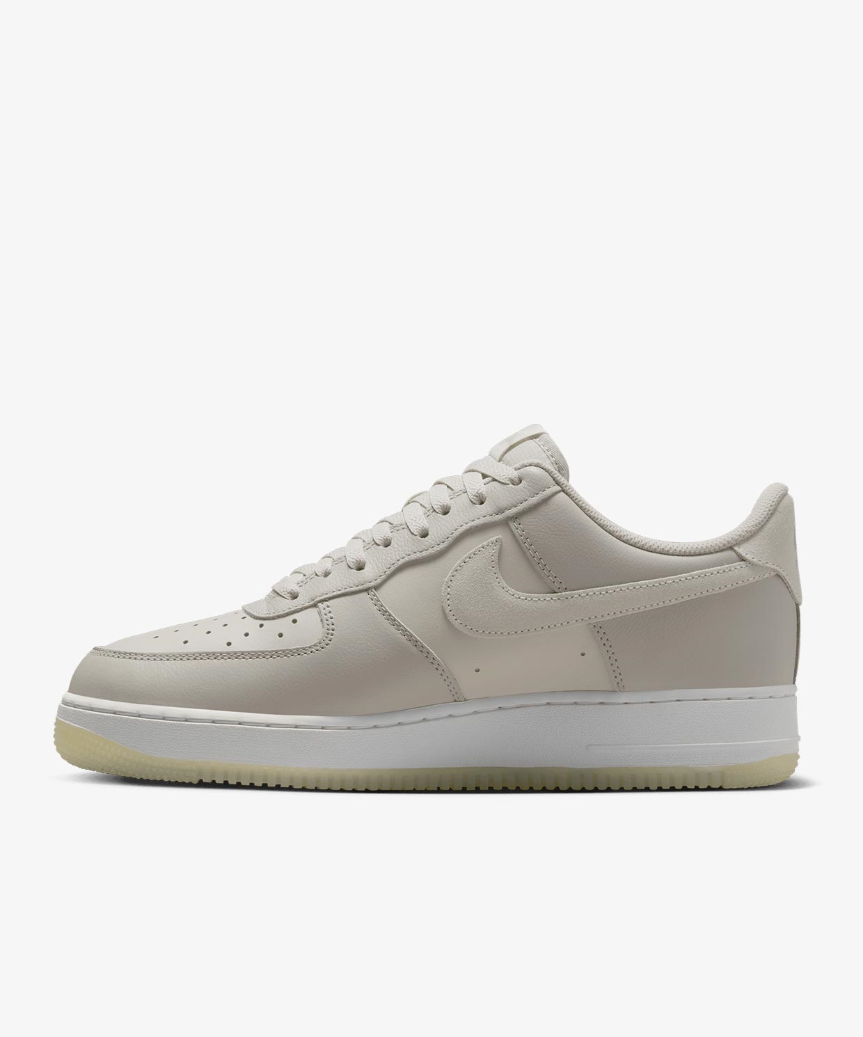 resm Nike Air Force 1 '07 Lv8