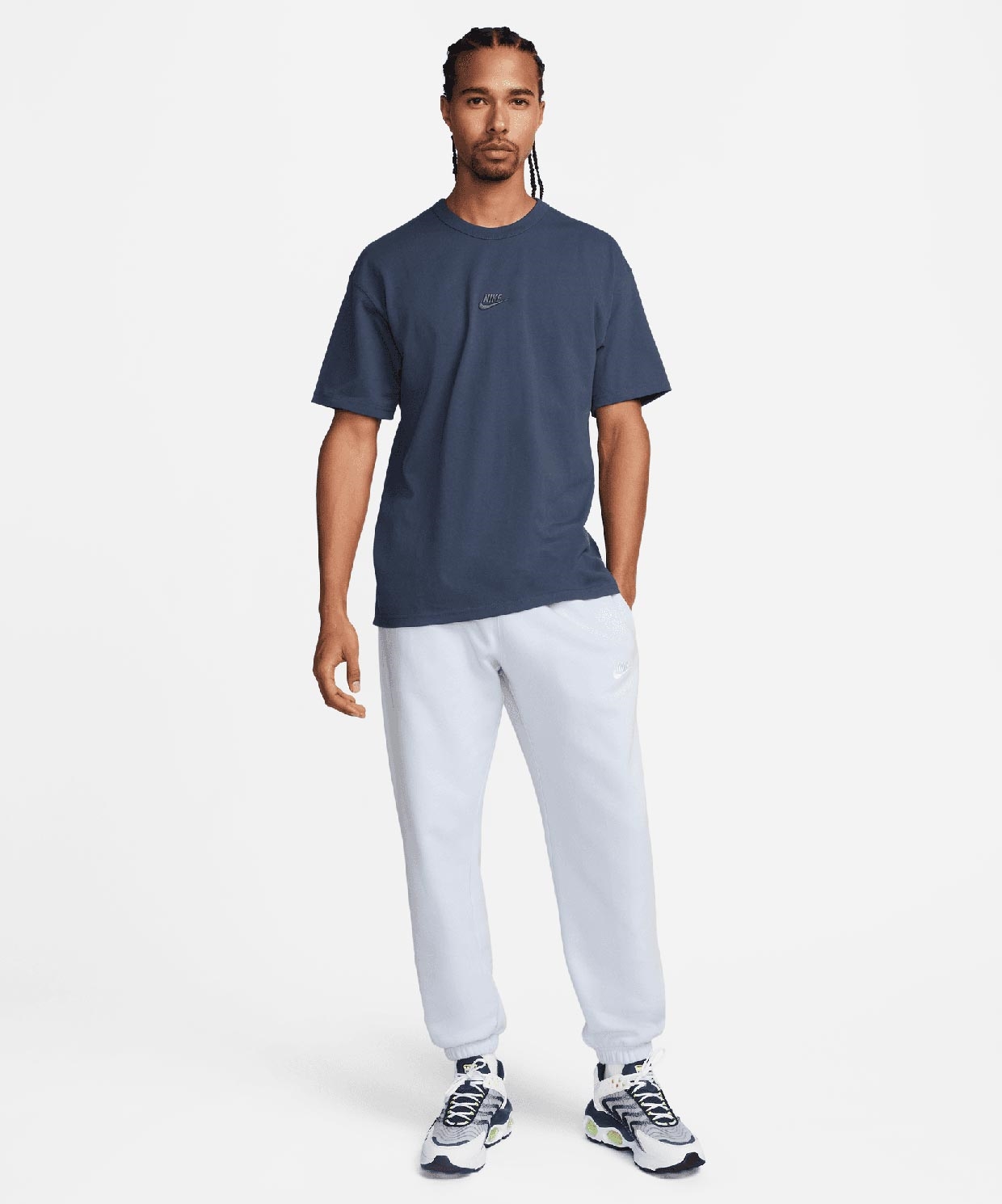 resm Nike Sportswear Premium Essentials T-Shirt