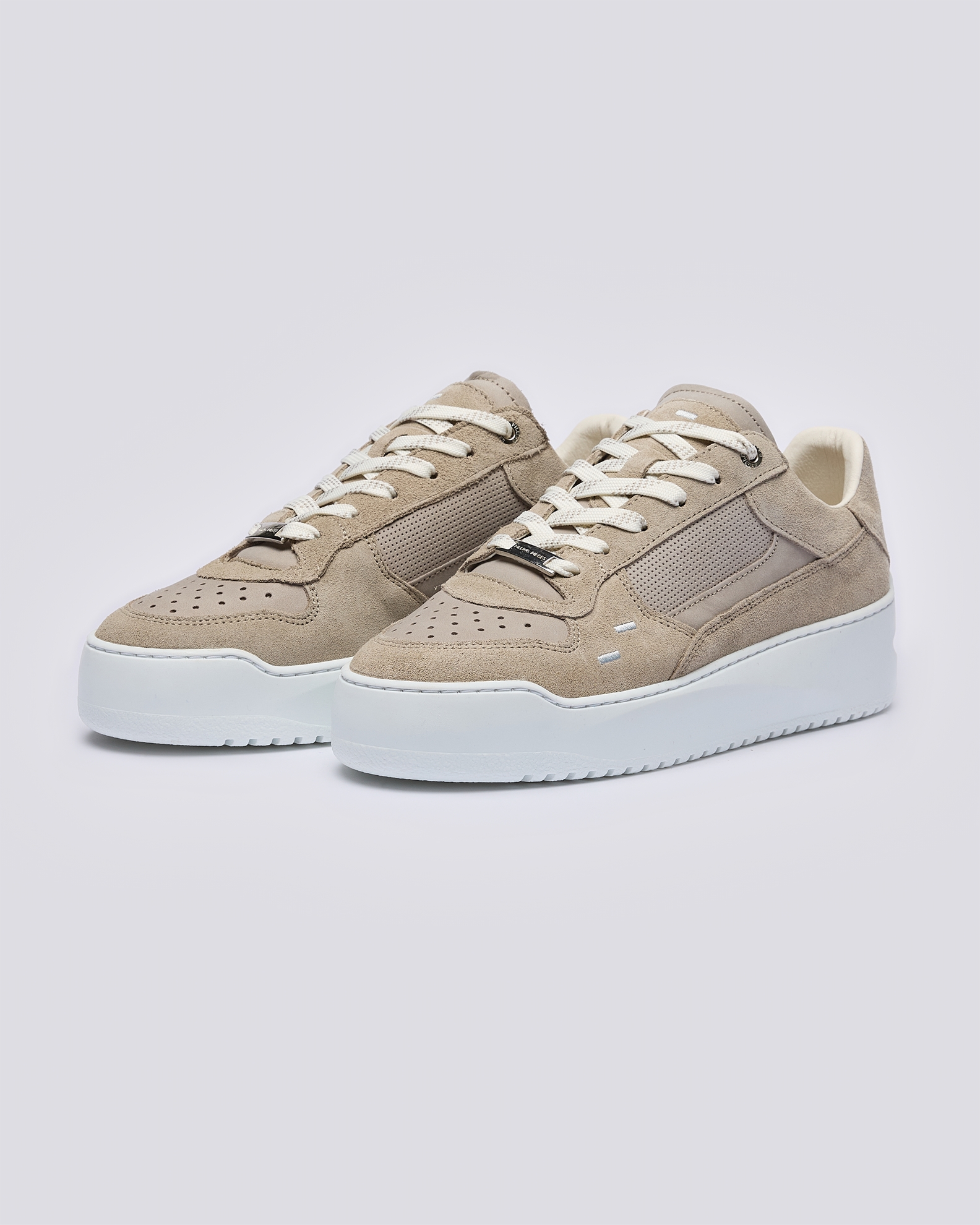 resm Filling Pieces Avenue Suede