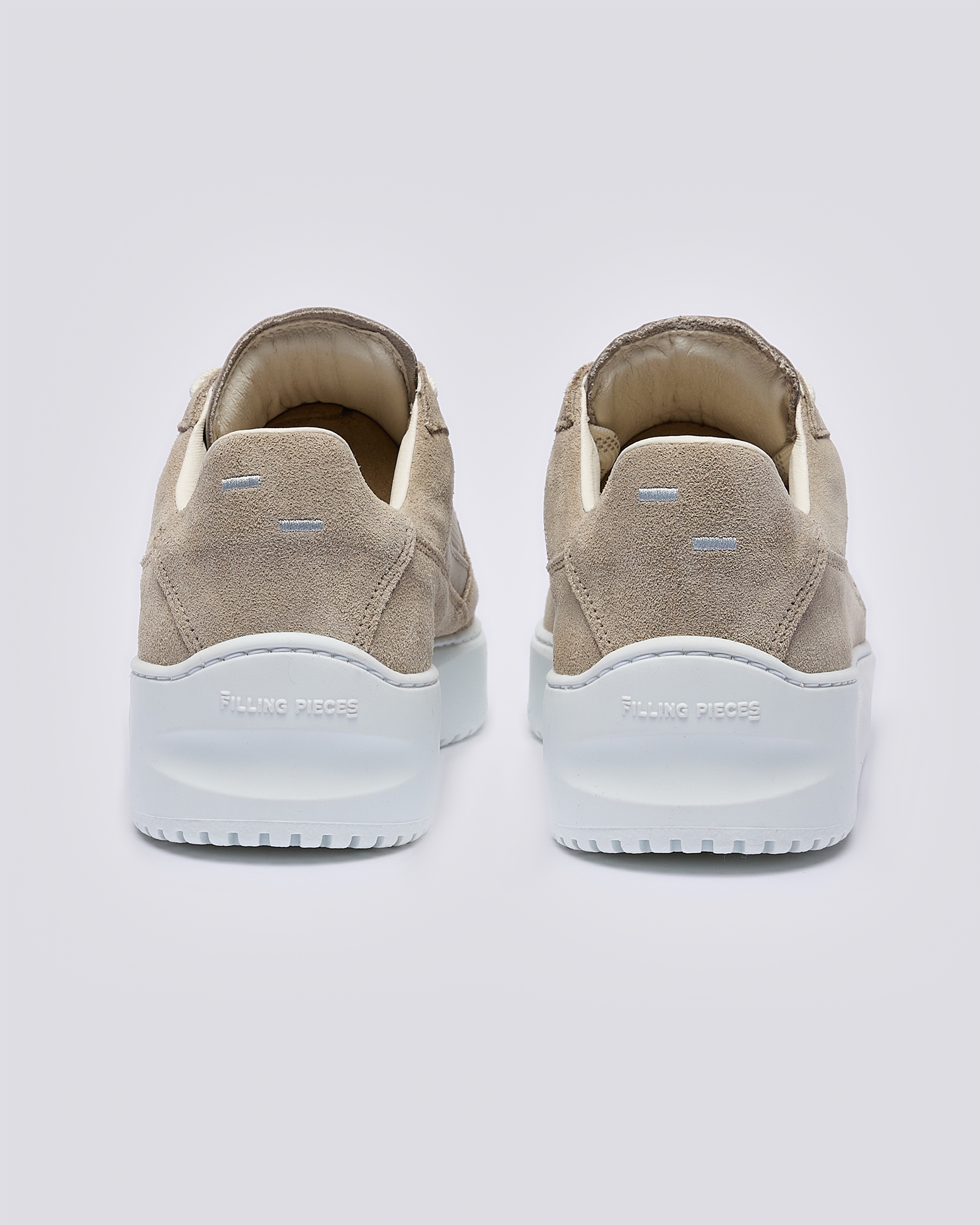 resm Filling Pieces Avenue Suede