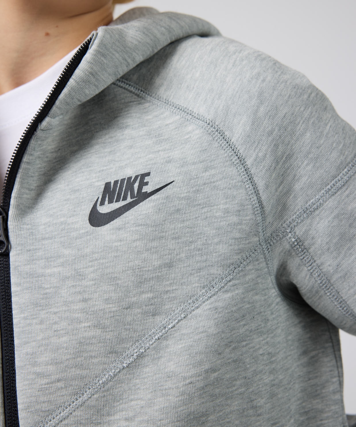 resm Nike Sportswear Tech Fleece Full-Zip Hoodie