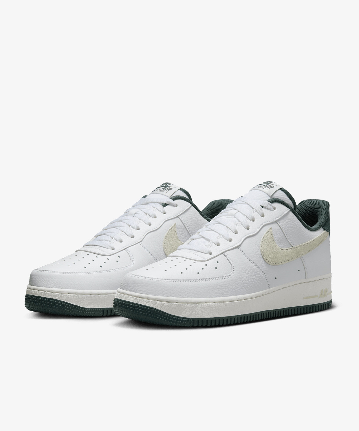 resm Nike Air Force 1 '07 Lv8