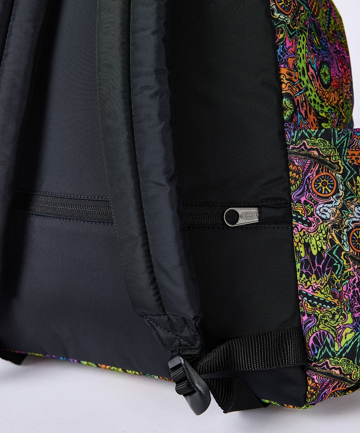 Eastpak X Rick & Morty Day Pak'R