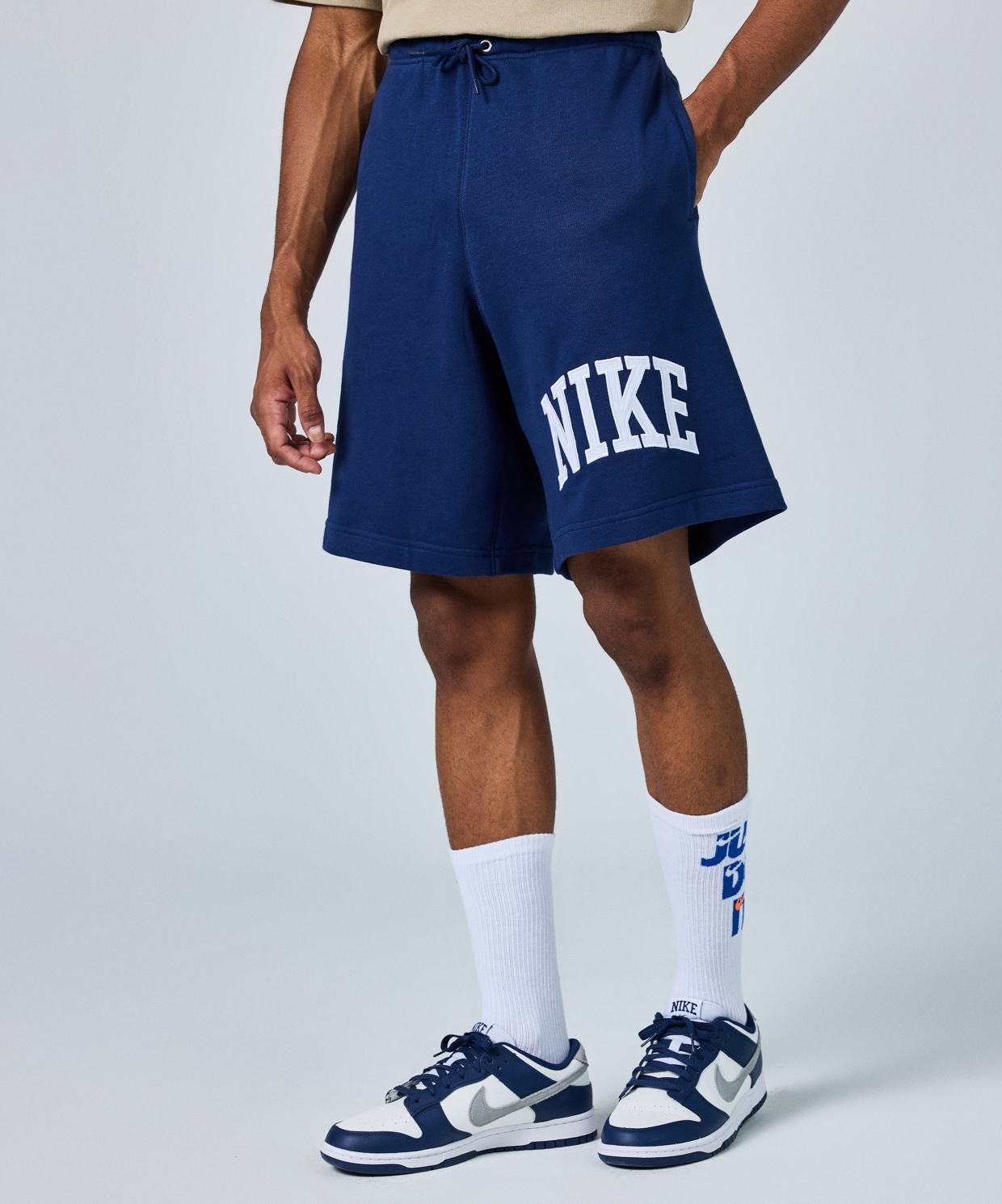 resm Nike Sportswear Club French Terry Shorts