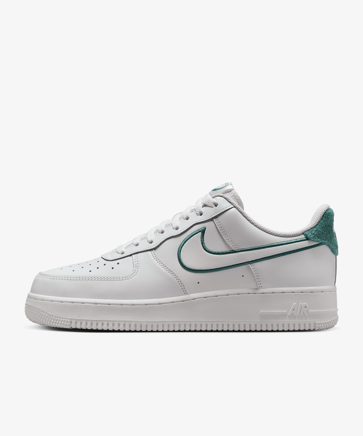 resm Nike Air Force 1 '07 Lv8