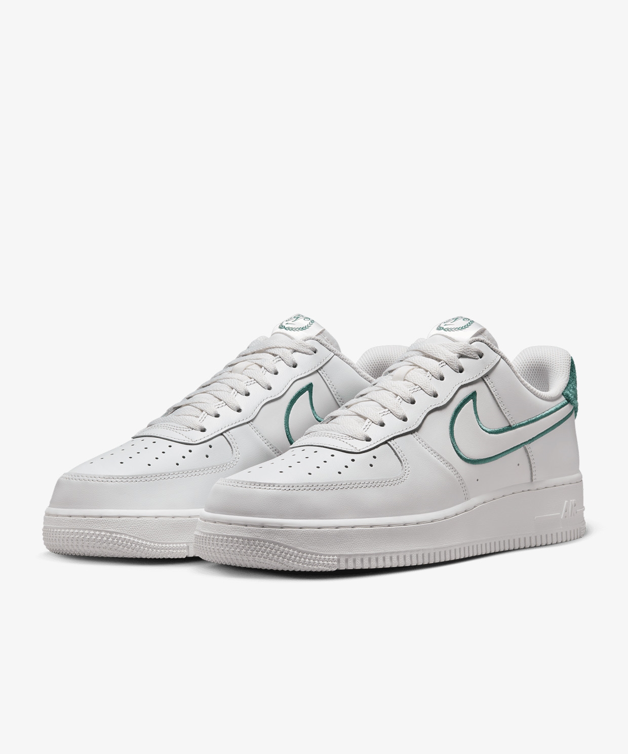 resm Nike Air Force 1 '07 Lv8