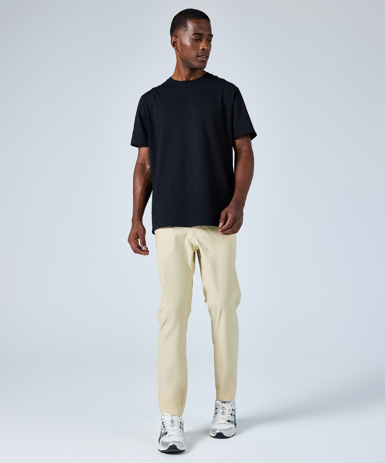 Isaora Neo Technical Chino Pant