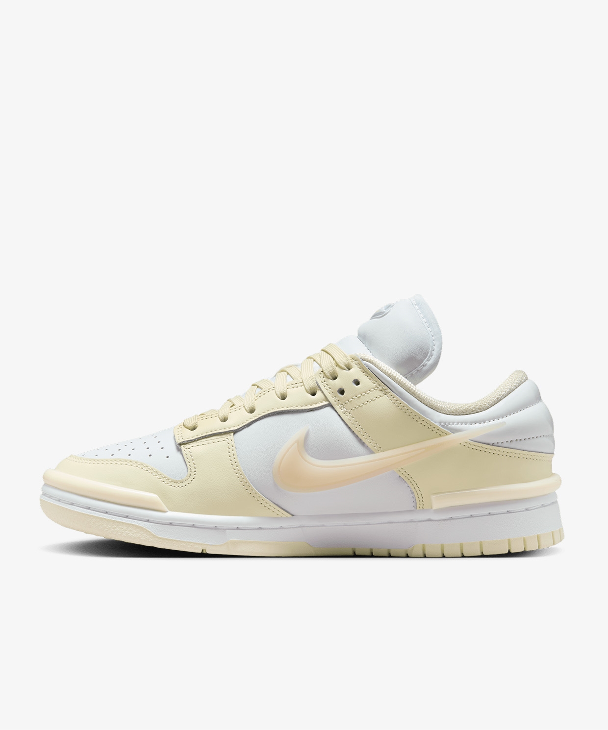 resm Nike Dunk Low Twist