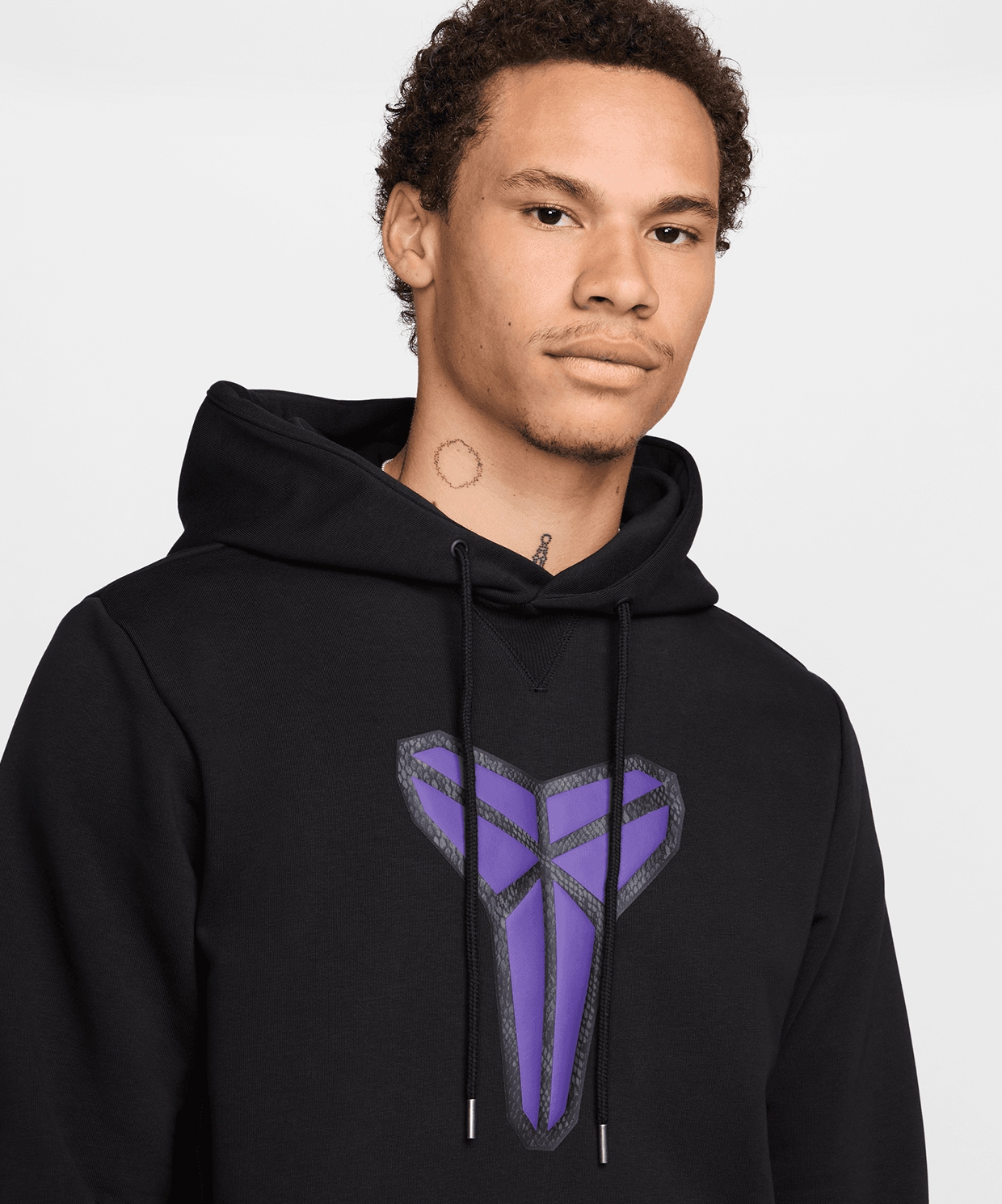 resm Nike Kobe Dri-FIT Standard Issue Pullover Basketball Hoodie