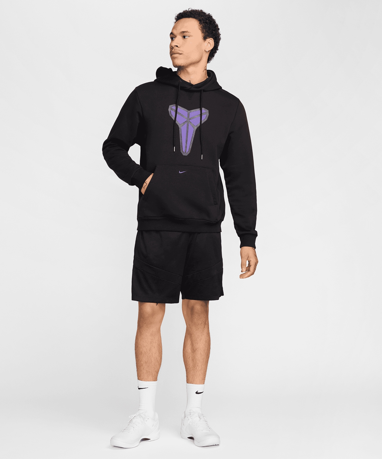 resm Nike Kobe Dri-FIT Standard Issue Pullover Basketball Hoodie