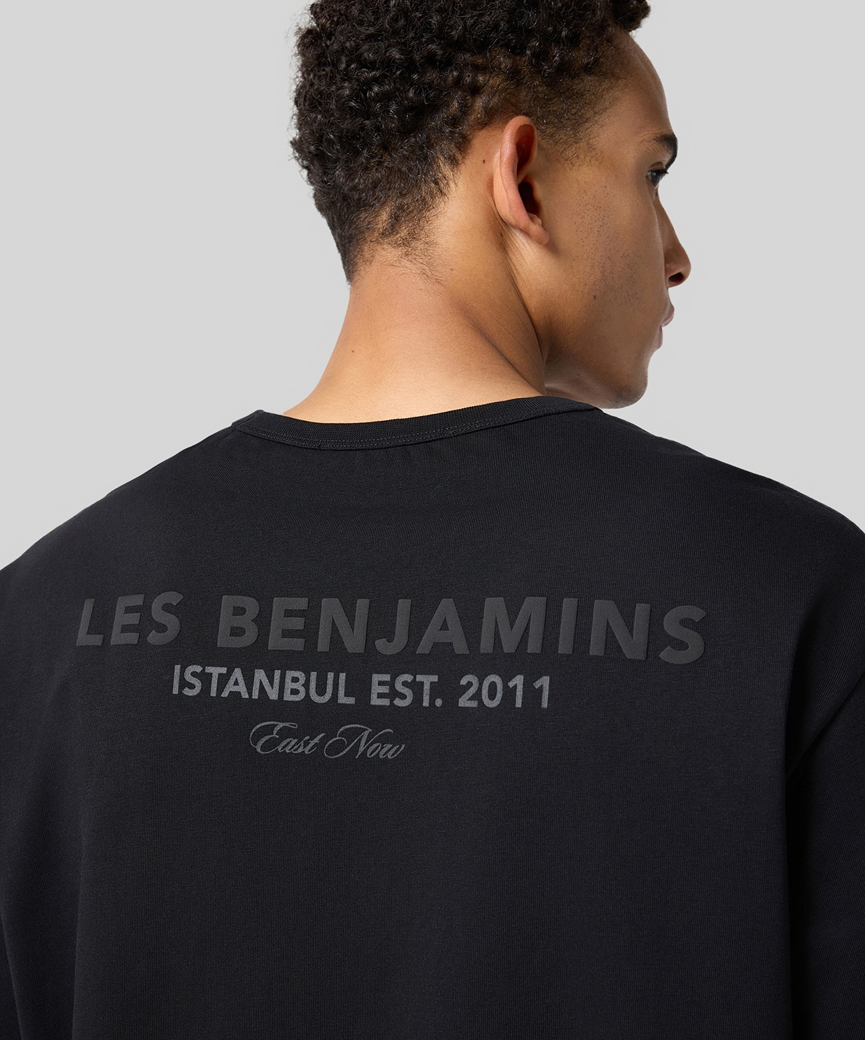 Les Benjamins Short Sleeve Tee 408