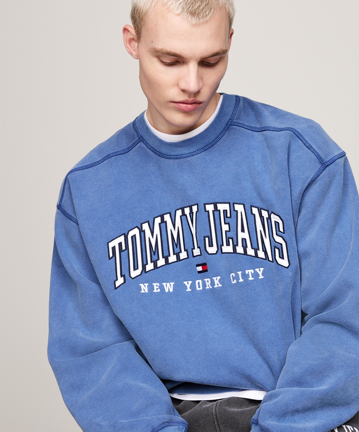 Tommy Jeans Varsity Washed Sweatshirt