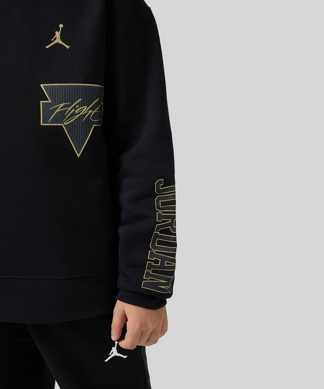 resm Jordan See Me Shine Crew