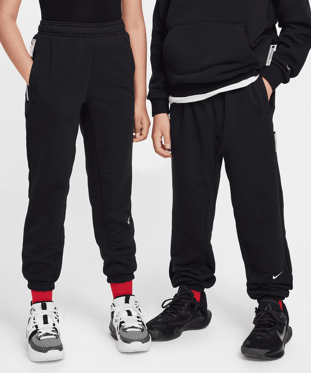 Nike Standard Issue Dri-FIT Fleece Trousers