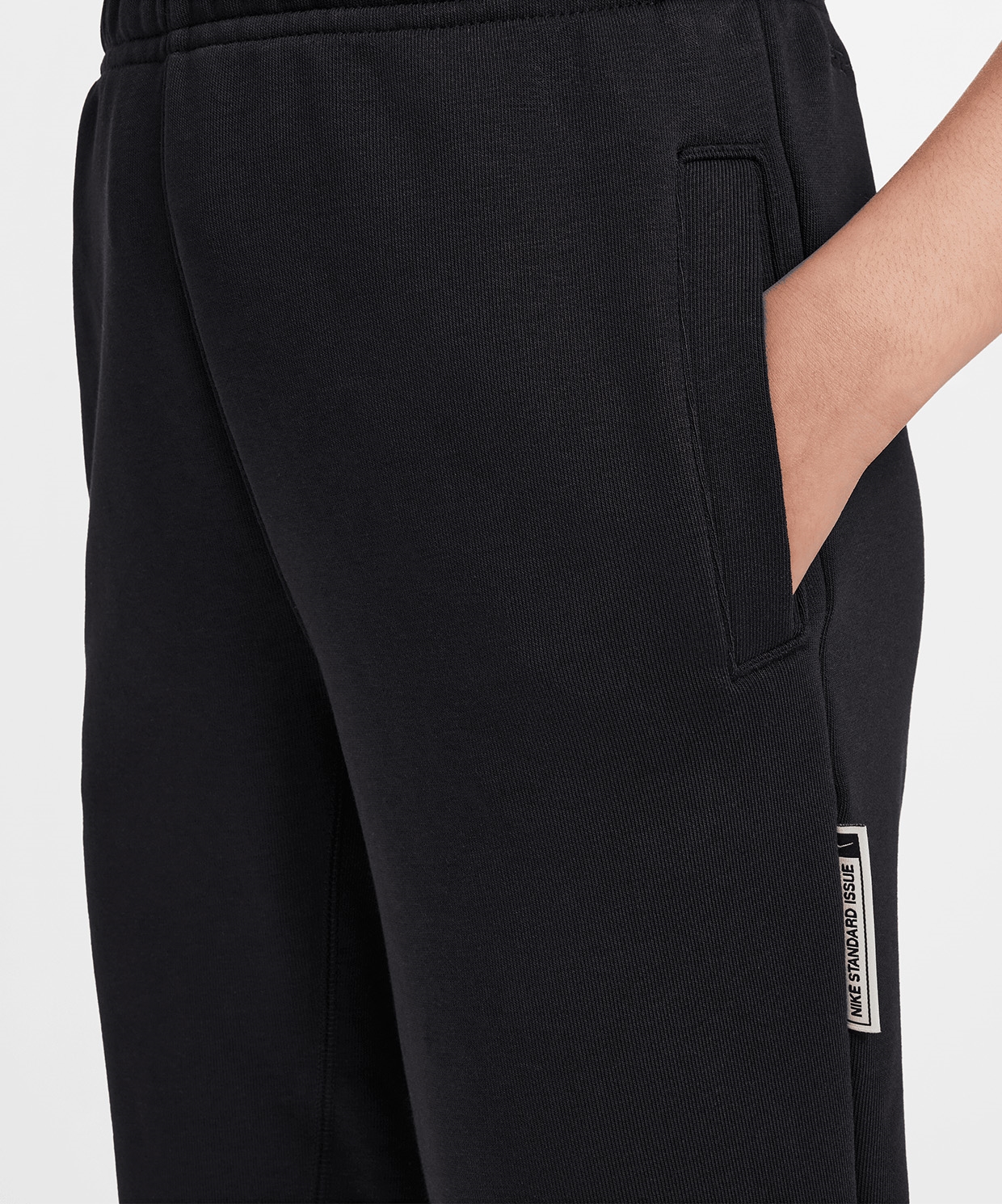 Nike Standard Issue Dri-FIT Fleece Trousers