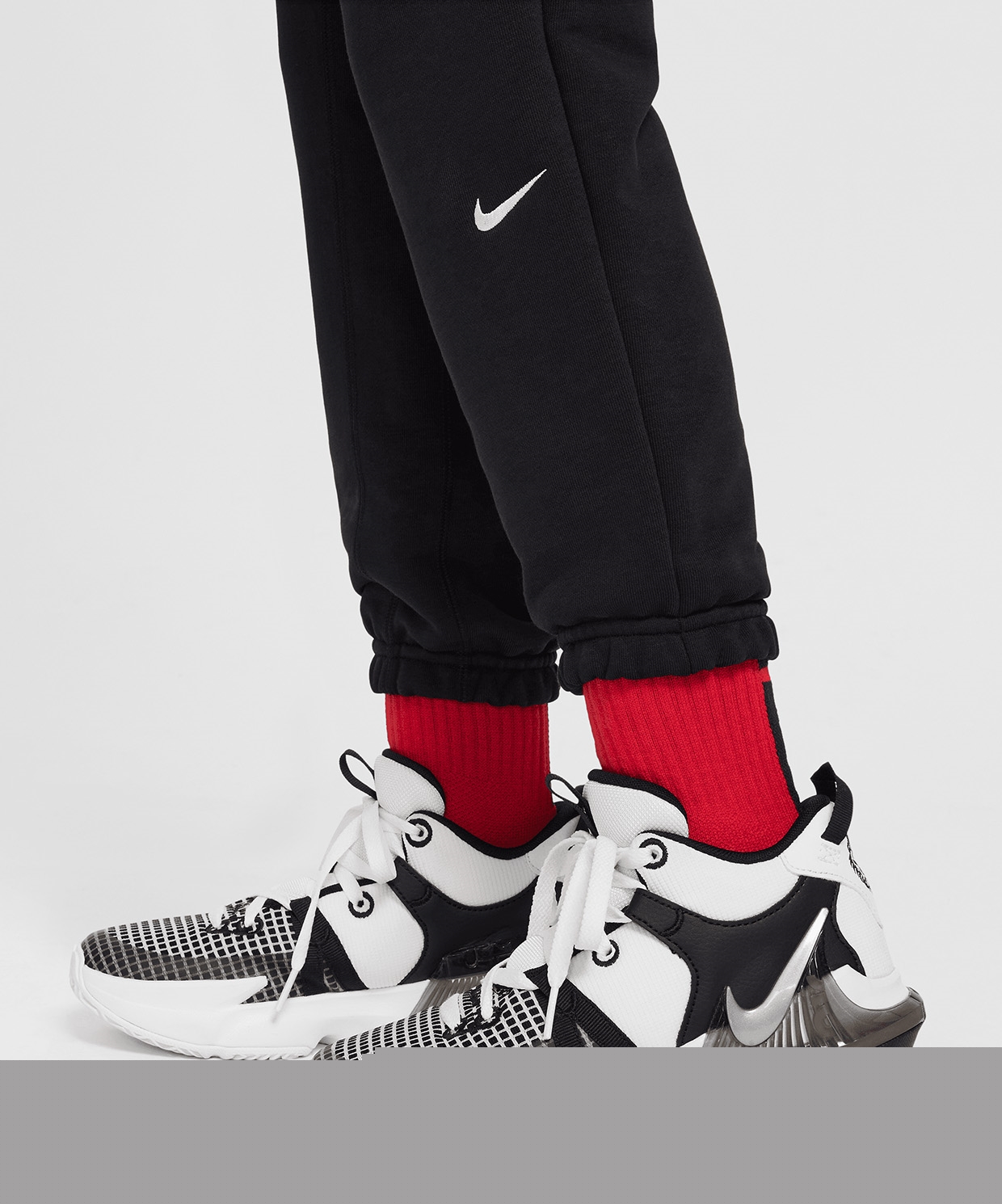 Nike Standard Issue Dri-FIT Fleece Trousers