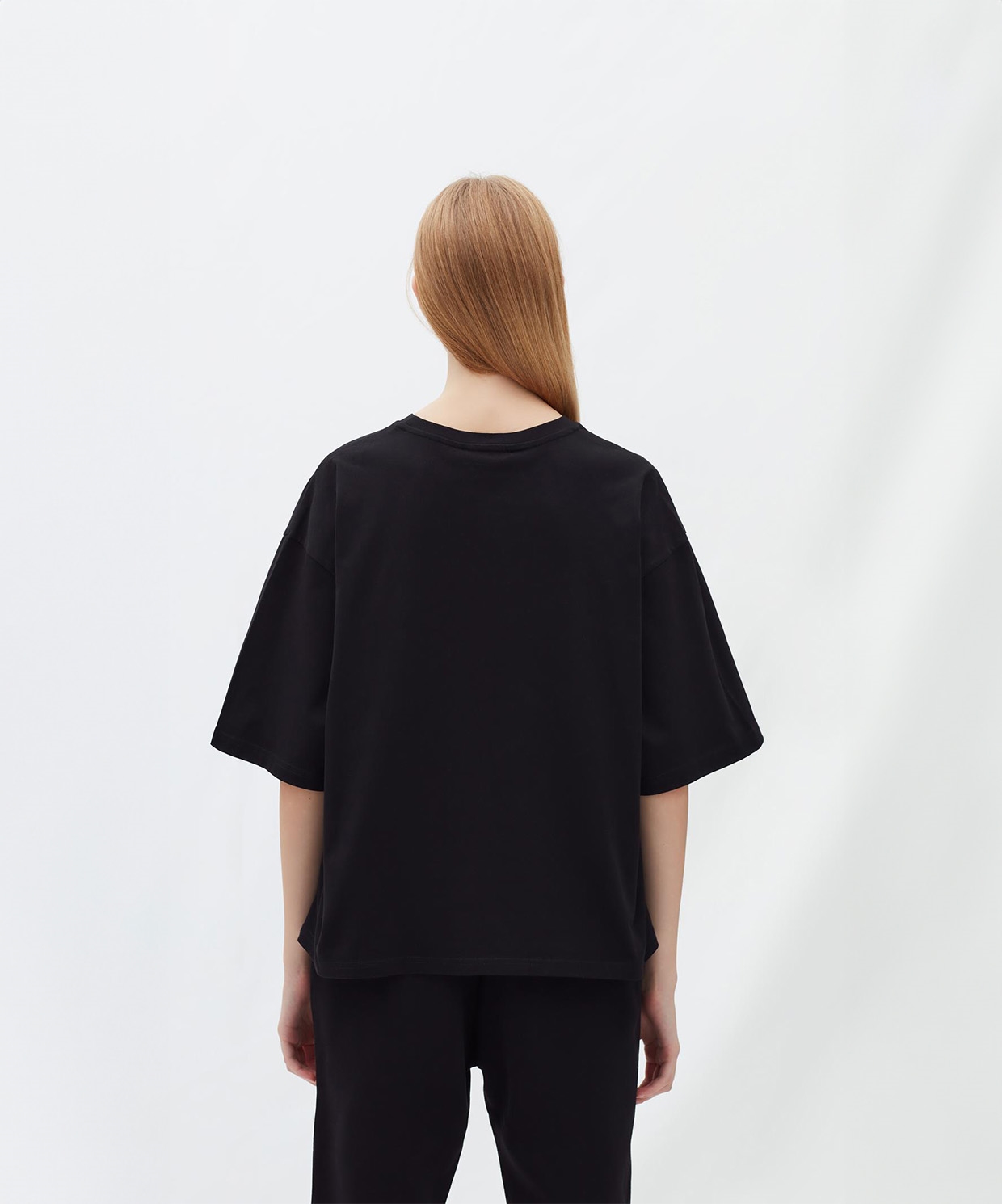 Les Benjamins Essentials Short Sleeve Tee 307