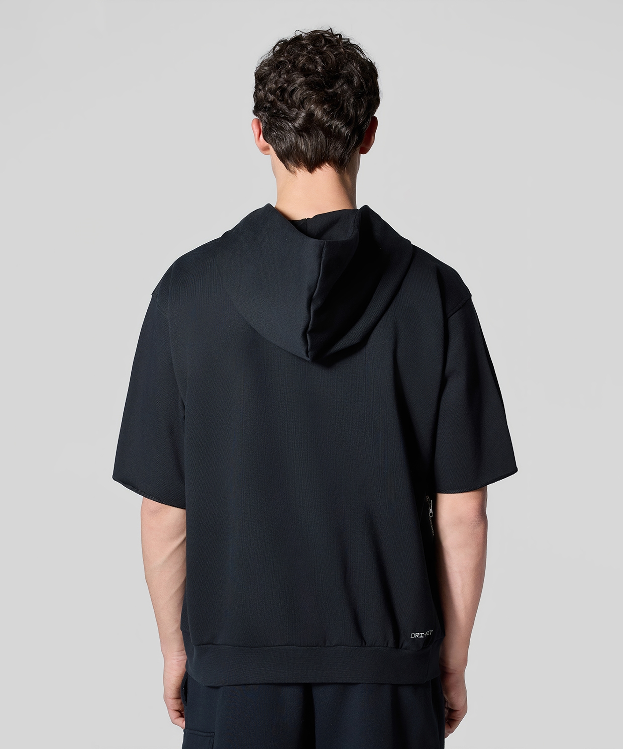 Nike Standard Issue Hooded Short Sleeve Top