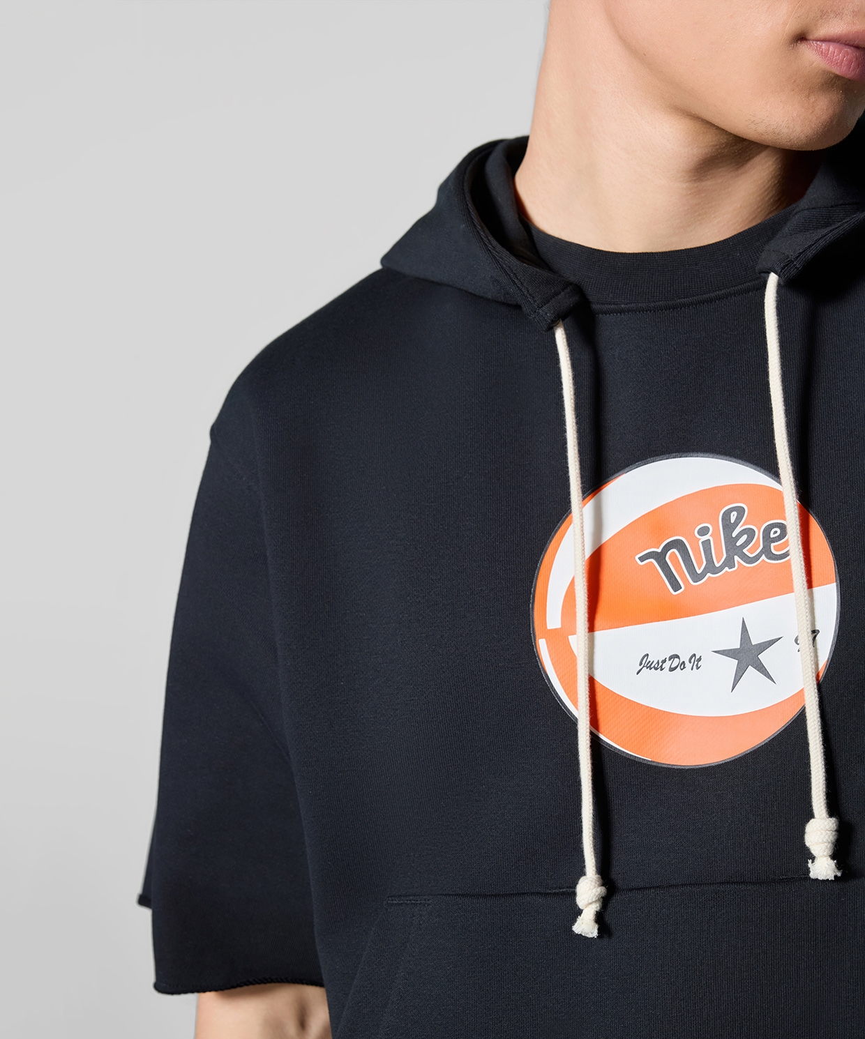Nike Standard Issue Hooded Short Sleeve Top