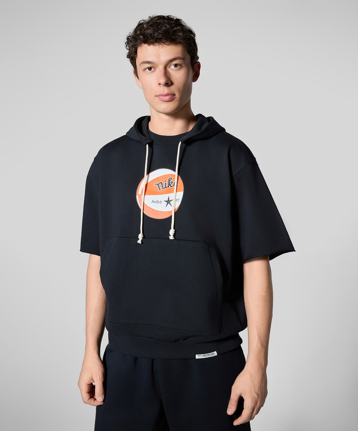 Nike Standard Issue Hooded Short Sleeve Top