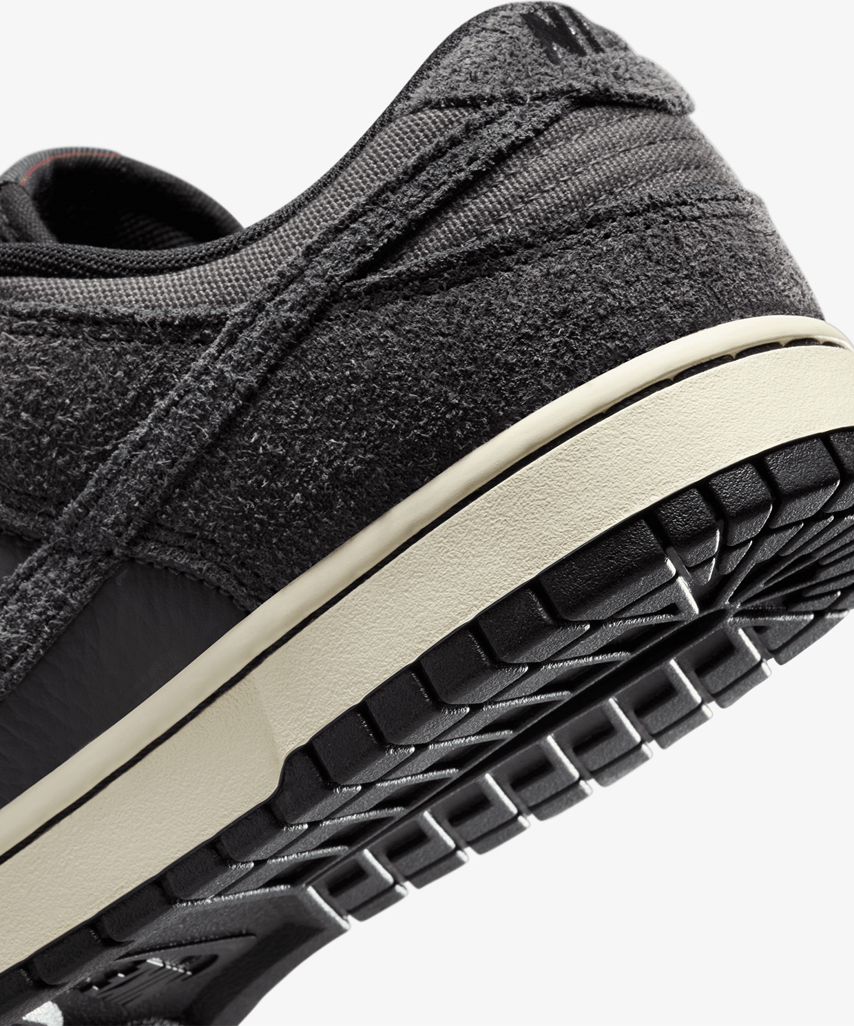 Nike Dunk Low Retro Premium