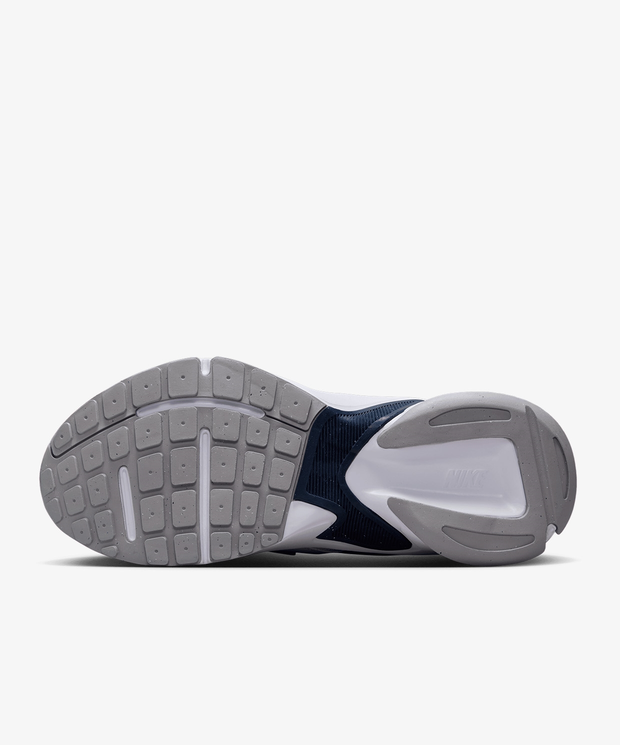 Nike AL8