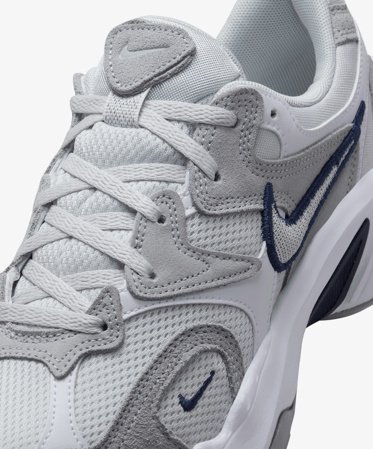 Nike AL8