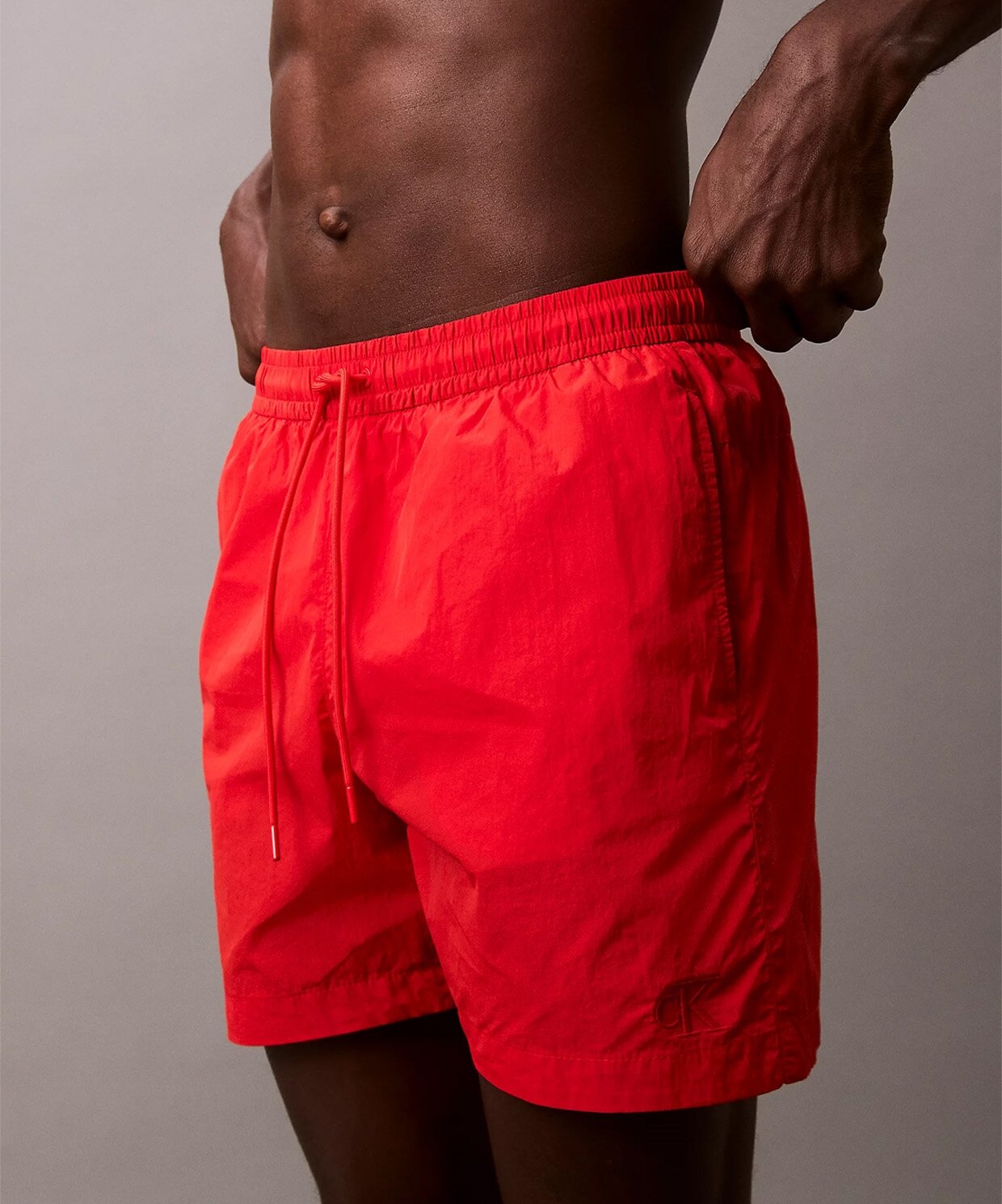 resm Calvin Klein Medium Drawstring