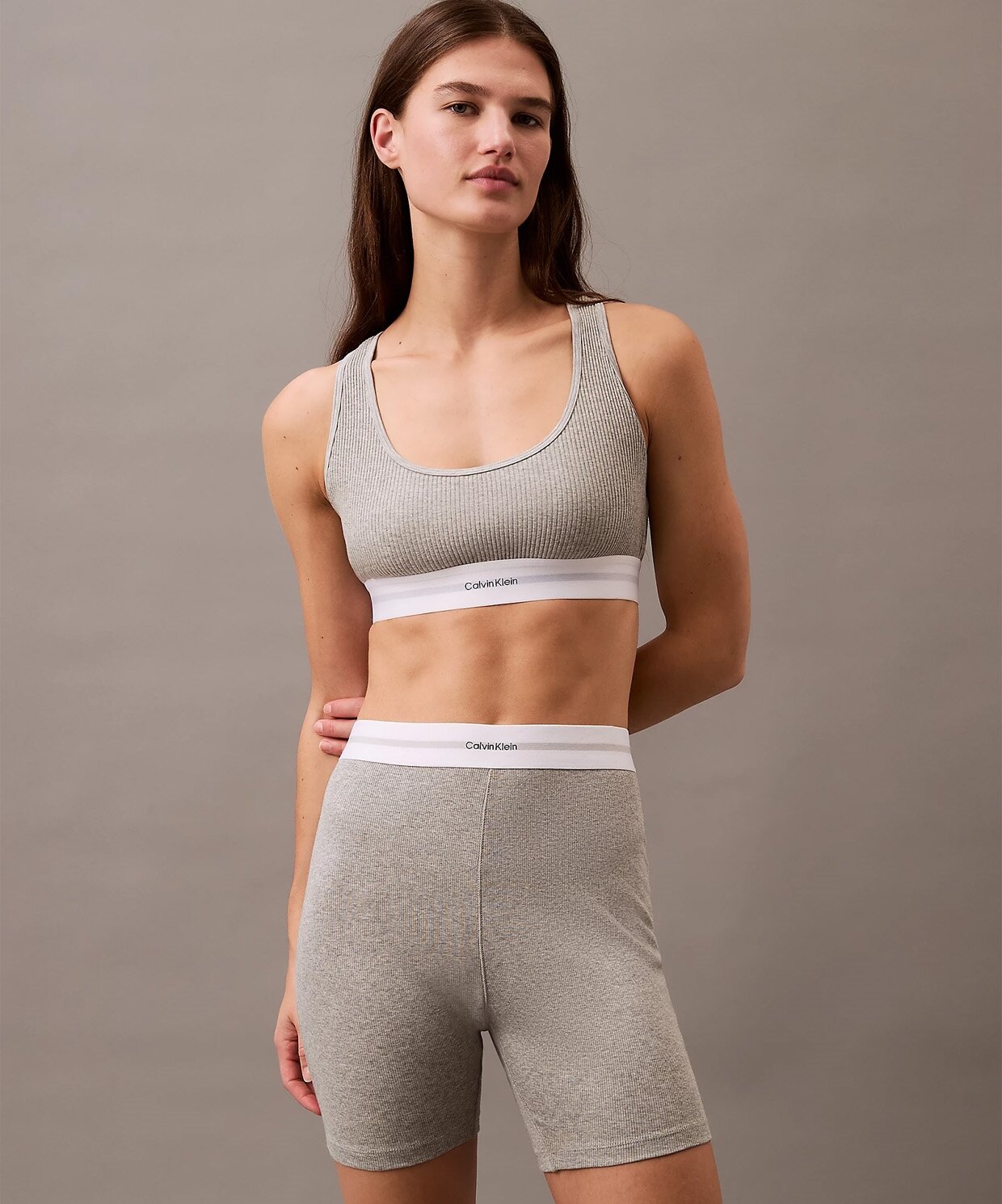 resm Calvin Klein Lightly Lined Bralette