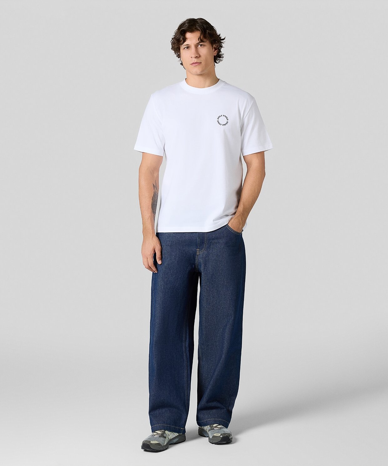 resm Daily Paper Orbit T-Shirt