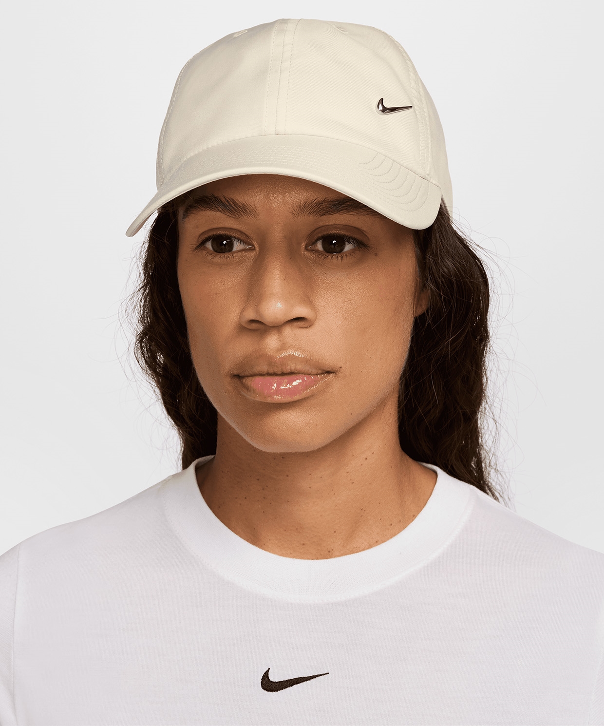 Nike Dri-FIT Club Unstructured Metal Swoosh Cap