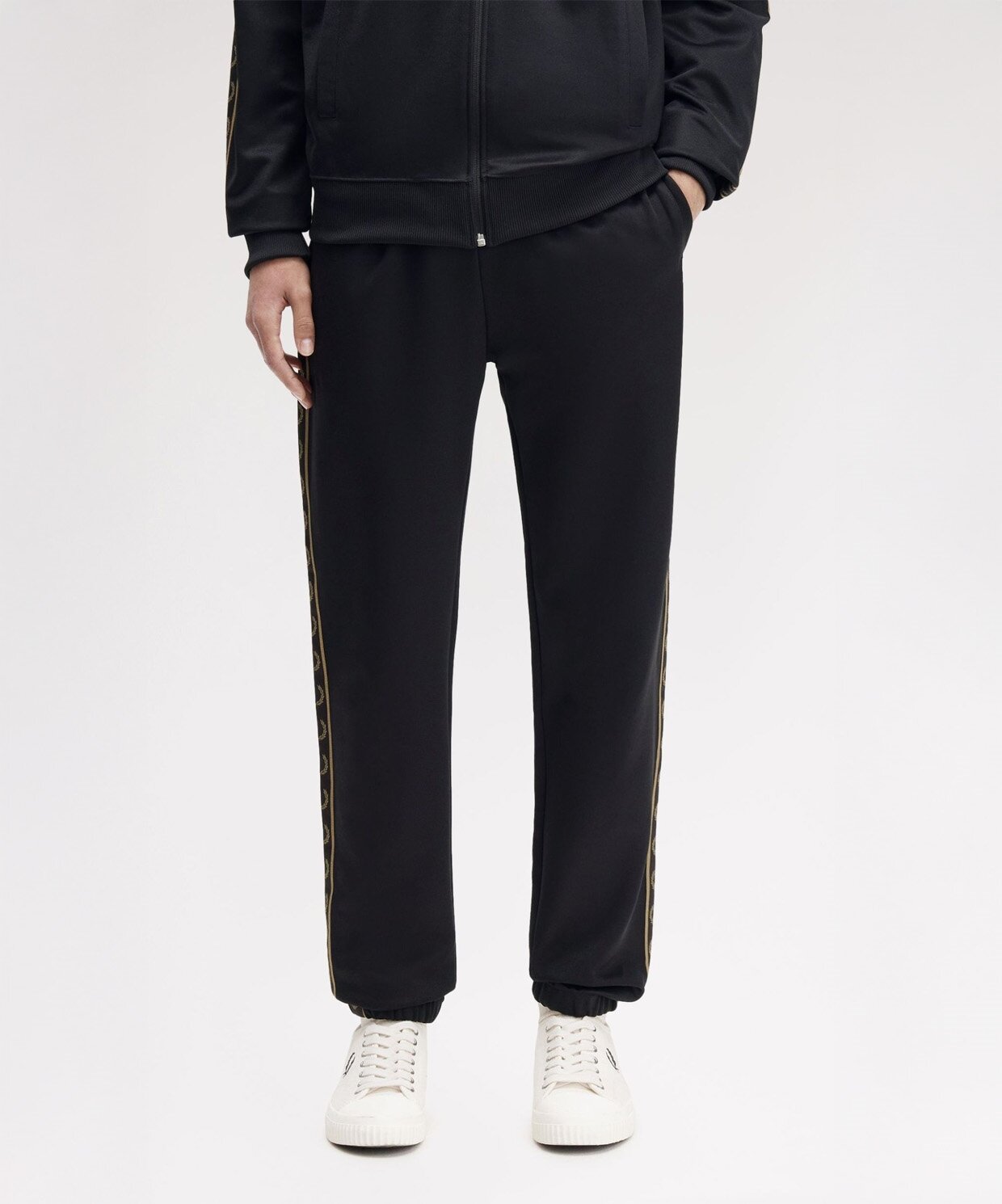 resm Fred Perry Contrast Tape Track Pants